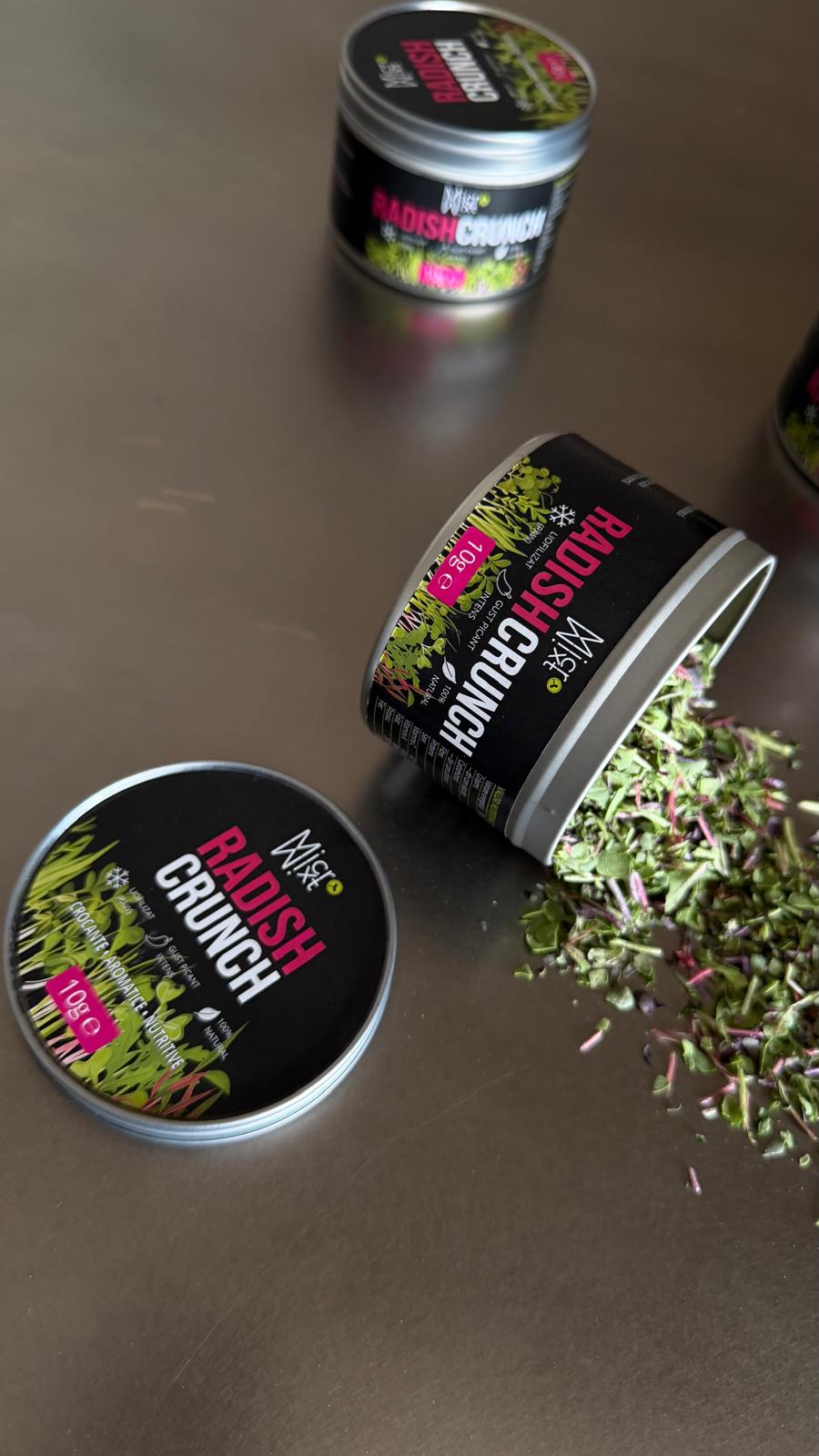Borcan Radish Crunch cu eticheta vizibilă